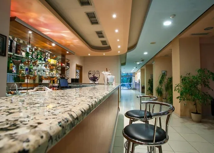 Хотел интелкооп 2*