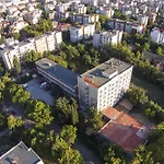 インテルクープ ホテル 2*