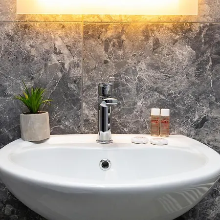 ホテル インテルクープ 2*