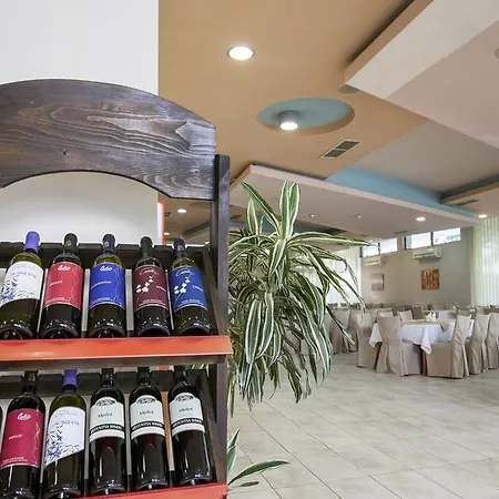 ホテル インテルクープ プロヴディフ